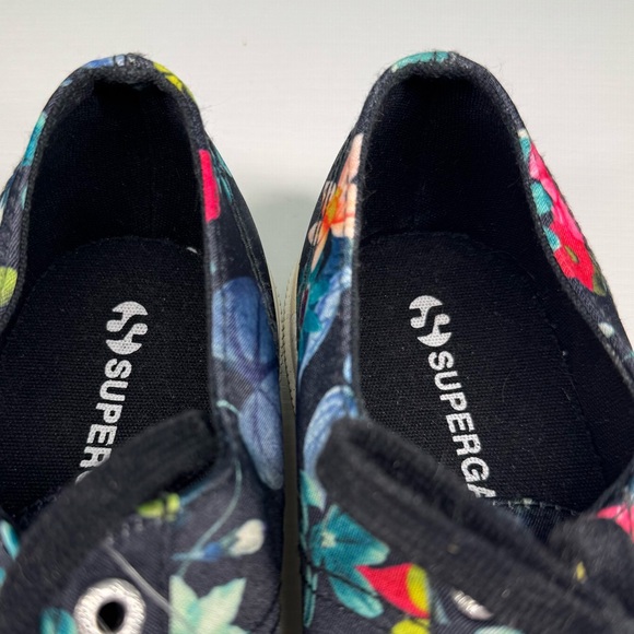 NWOB Superga Floral Print Sneakers- EU size 39 1/2 - Picture 9 of 9